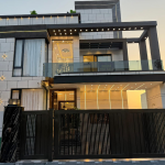 1 KANAL BRAND NEW ULTRA MODERN DESIGN